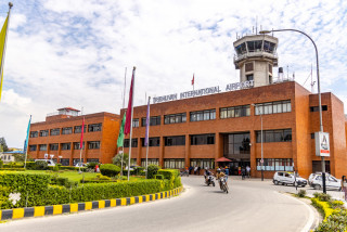 १ घण्टा अगाडि नै त्रिभुवन अन्तर्राष्ट्रिय विमानस्थलको अध्यागमन क्षेत्रमा प्रवेश गर्न  यात्रुहरूलाई आग्रह