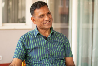 काठमाडौं क्षेत्र नम्बर १ बाट चुनाव लड्ने पूर्वडीआईजी रमेश खरेलको घोषणा