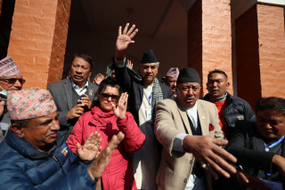 सभापतिमा देउवालाई सिंहको समर्थन