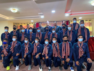 साफ च्याम्पियनसिप उपविजेता नेपाली राष्ट्रिय फुटबल टिमका खेलाडी  पुरस्कृत