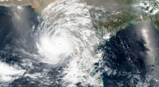 कसरी राखिन्छ समुद्री आँधीको नाम ? यस्ताे छ राेचक तथ्य!