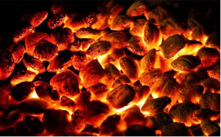 सुर्खेतमा कोइला बालेर सुतेको एकै परिवारका ४ जनाको निस्सासिएर मृत्यु