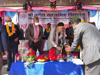 विद्यालय समयमा शिक्षकहरु अतिरिक्त क्रियाकलापमा नलाग्नूस् :  शिक्षामन्त्री  