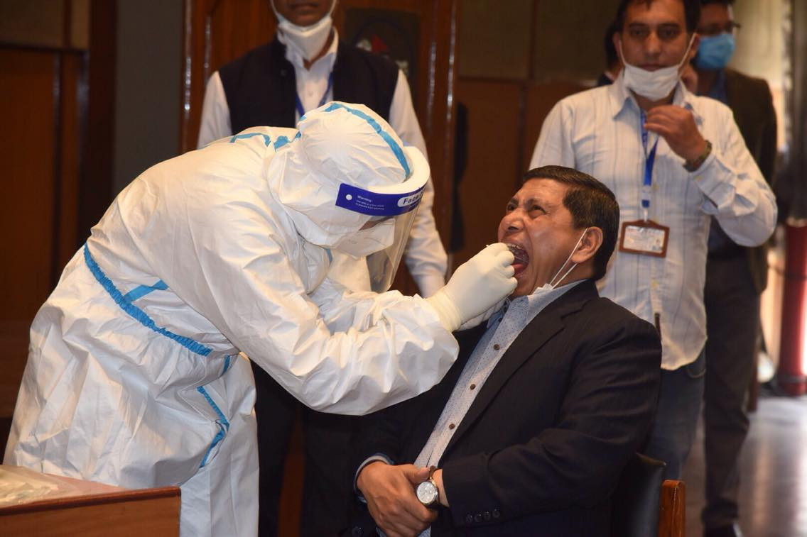 नेकपा माओवादी केन्द्रका नेता नारायणकाजी श्रेष्ठलाई पनि कोरोना संक्रमण