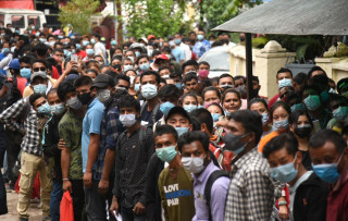 खोप केन्द्रबाटै कोरोना संक्रमण सर्ने डर