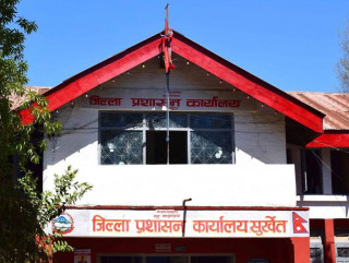 सुर्खेतमा कोरोना तीव्ररुपमा बढेपछि  जिल्ला प्रशासनद्वारा १२ बुँदे आदेश जारी ,  ‘स्मार्ट लकडाउन’ सुरु