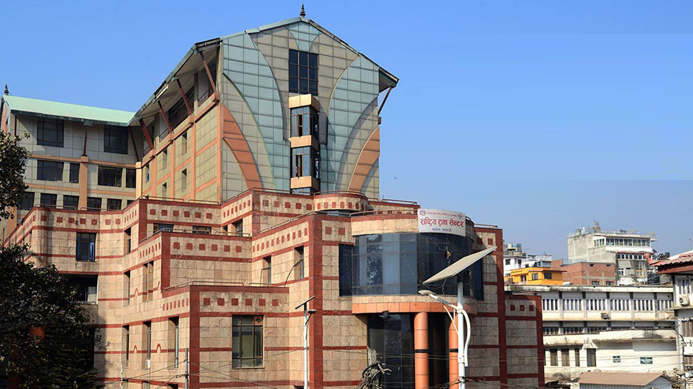 राष्ट्रिय ट्रमा सेन्टरका ५२ जनामा कोरोना संक्रमण पुष्टि