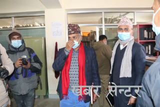 एकान्तकुनाको यातायात कार्यालय प्रदेश मन्त्री दाहालको 'छड्के अनुगमन'