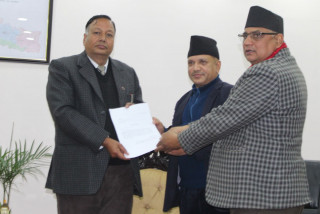 के छ कार्यदलले बुझाएको ५१ बुँदे प्रतिवेदनमा? अस्थायी र करार शिक्षकलाई आन्तिरिक प्रतिस्पर्धामा सामेल हुन मौका दिने