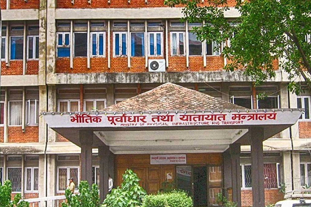 भौतिक पूर्वाधार मन्त्रालयका ४० कर्मचारी बढुवामा सिफारिस, को-को परे ? (सुचनासहित)