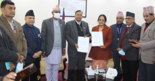 शिक्षा मन्त्रालय र महासंघबीच ५१ बुँदे प्रतिवेदन कार्यान्वयन गर्ने सहमति, शिक्षकलाई निजामती कर्मचारी सरह सेवा सुविधा (पत्रसहित)