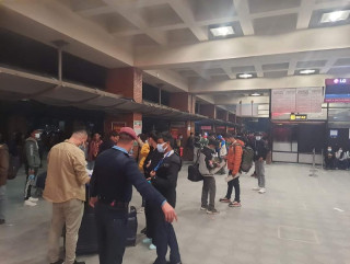 विमानस्थलमा राखिएको श्रम डेस्क हटाउने निर्णय: सुरक्षामन्त्री कृष्णकुमार