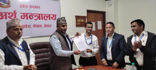 उमेरहद नलाग्नेगरी निःशर्त स्थायी गर्न करार तथा ज्यालादारी कर्मचारीको माग