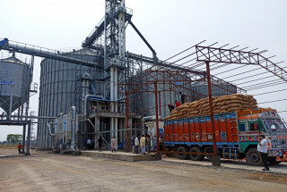 सुनसरीमा १५ हजार टन क्षमताको खाद्यान्न भण्डारण, कृषकलाई  ऋण लिन सहज