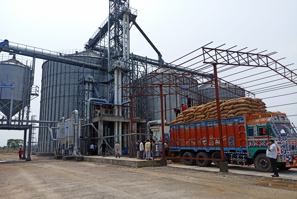 सुनसरीमा १५ हजार टन क्षमताको खाद्यान्न भण्डारण, कृषकलाई  ऋण लिन सहज