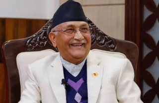 अध्यक्ष ओलीद्वारा हलेसीमा चार लाख भेटी