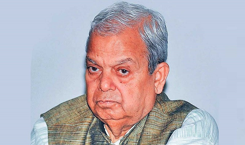 लोसपामा थपिए ८ जना केन्द्रीय सदस्य