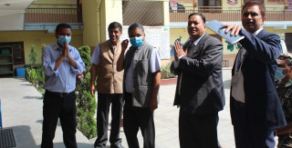 शिक्षामन्त्री पौडेलले काठमाडौंका विद्यालय निरीक्षण गर्दै भने– सार्वजनिक विद्यालयलाई सुधार आवश्यक छ