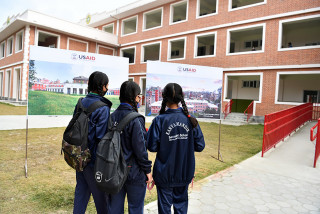 अमेरिकाले दिने ८० अर्ब अनुदान कहाँ कहाँ खर्च हुन्छ  ?