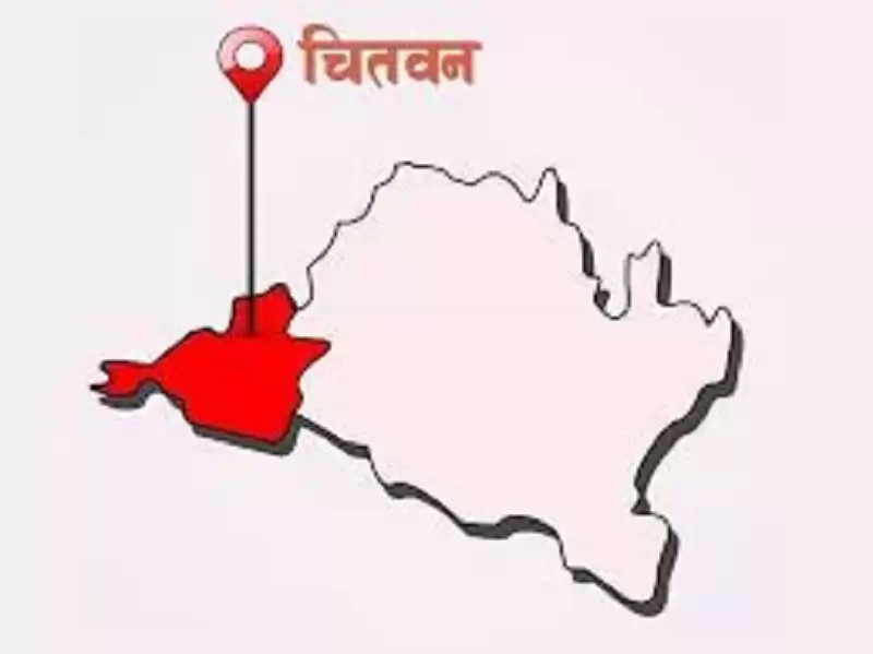 भरतपुर महानगरका विद्यालय क्षेत्रका पसलबाट सुर्तीजन्य पदार्थ बरामद