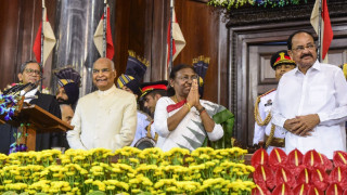 भारतको १५ औं राष्ट्रपतिको रुपमा मुर्मुले लिइन् शपथ