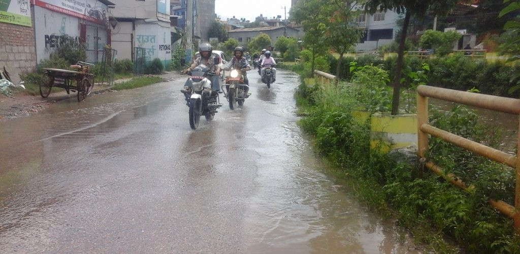 ढल फुटेर जलमग्न बन्यो धोबीखोला कोरिडोर