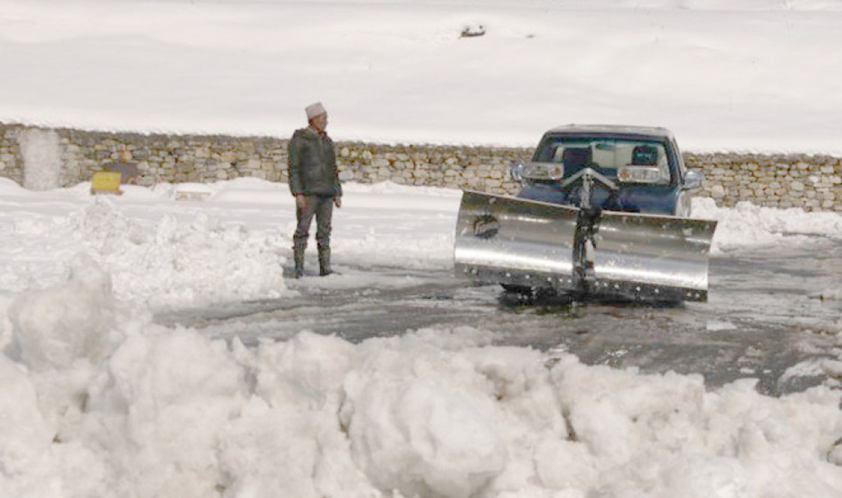 चार दिनदेखि हवाई सेवा ठप्प