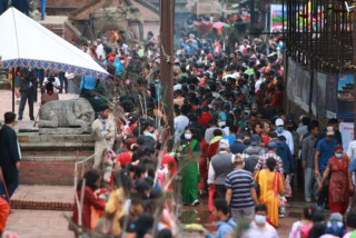 पाटनको कृष्ण मन्दिरमा यसरी मनाइँदैछ श्रीकृष्ण जन्माष्टमी