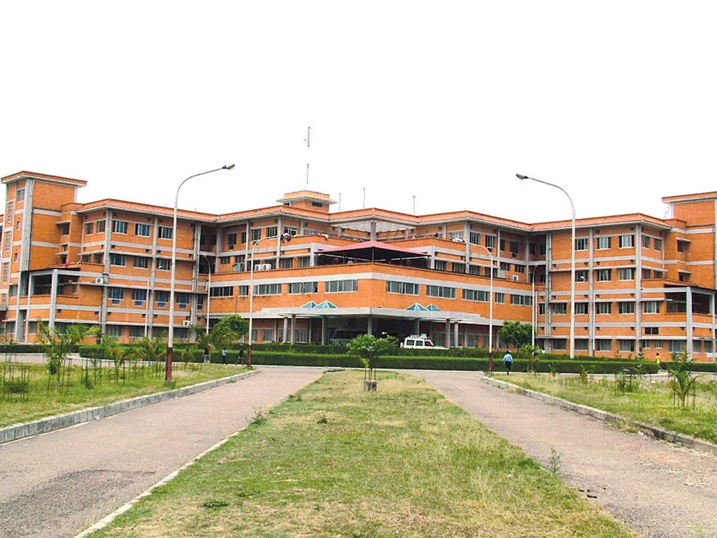 सरकारले रकम नदिएपछि नेपालगञ्ज मेडिकल कलेजमा डायलाइसिस सेवा बन्द