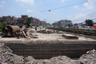 अघि बढ्यो तीनकुने पुल निर्माण