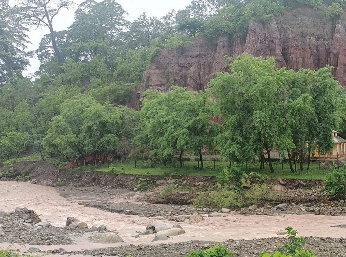 शिव लिङ्गेश्वर धाम कटानको जोखिममा