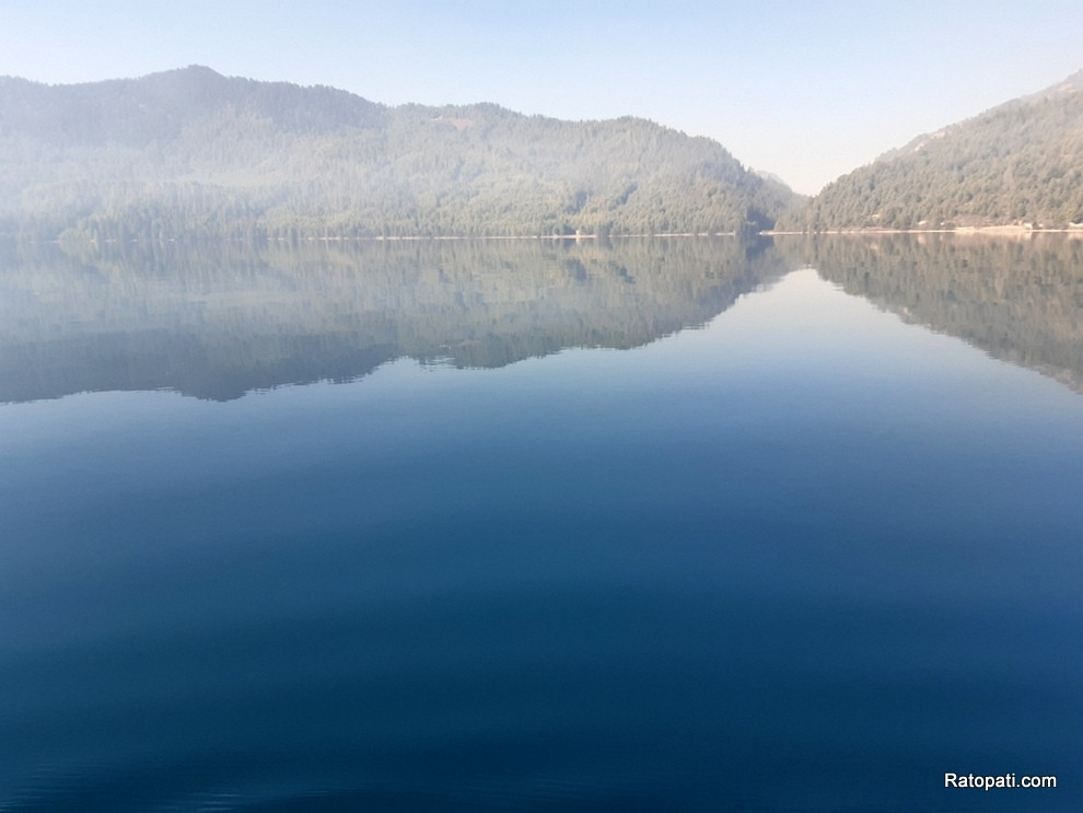 छ महिनामा रारा पुगे छ हजार बढी पर्यटक, २२ लाख १८ हजार राजस्व संकलन
