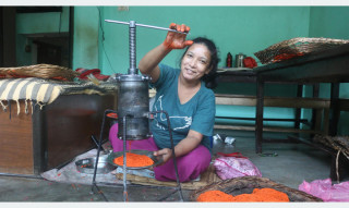 झिनियाँबाटै हुन्छ मनग्ये आम्दानी