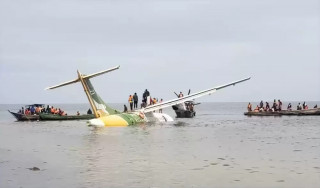 तान्जानियामा विमान दुर्घटनामा १९ जनाको मृत्यु, २४ जनाको उद्धार