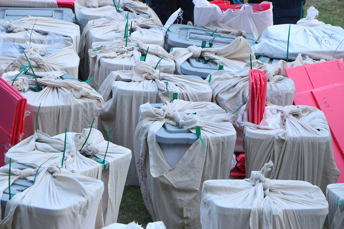 देशभर मतगणना  हुँदै, कहाँ कसले खोल्यो खाता ?