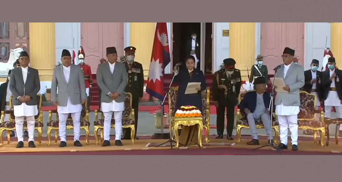 आठ सदस्यीय मन्त्रिमण्डल गठन