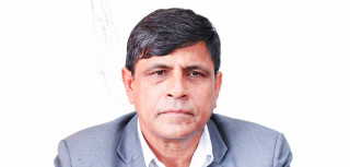 घनश्याम भुसाल भोलि नेकपा एकीकृत समाजवादीमा प्रवेश गर्दै