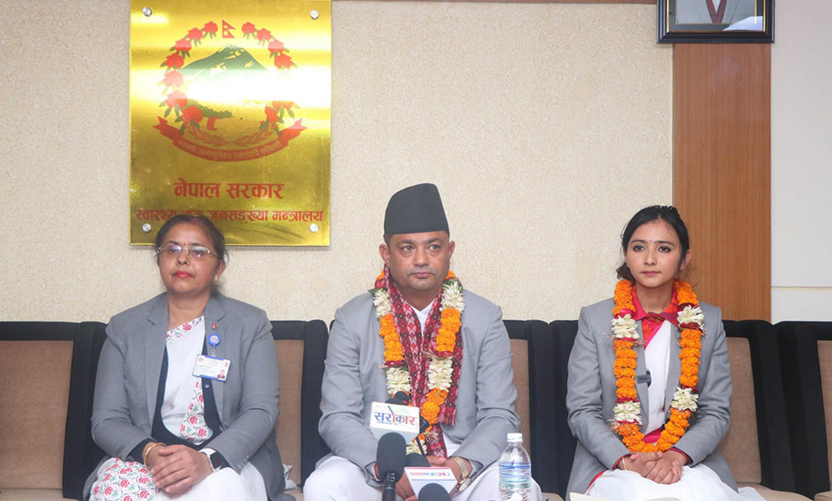 स्वास्थ्यमन्त्रीको अठोट- सबै जनतालाई गुणस्तरीय सेवा प्रदान गर्छु