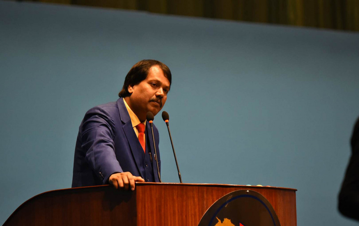 सांसद राउतको प्रश्न: मधेसी पार्टीलाई धकेलेर राष्ट्रिय सहमति खोज्ने ?