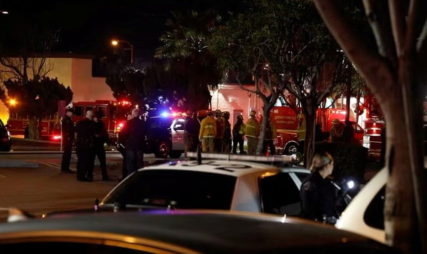 अमेरिकाको क्यालिफोर्नियामा फेरी चल्यो अन्धाधुन्द गोली, कम्तीमा १० जनाको मृत्यु