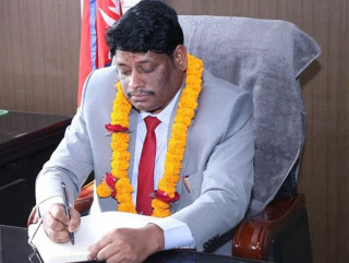 खानेपानी मन्त्रीद्वारा पदभार ग्रहण, कर्मचारीलाई दिए यस्तो निर्देशन