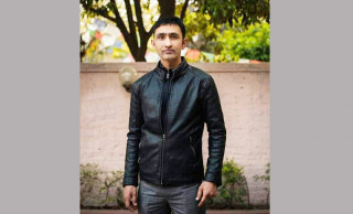 खुसी लेख्ने मसीको खोजीमा सुदर्शन