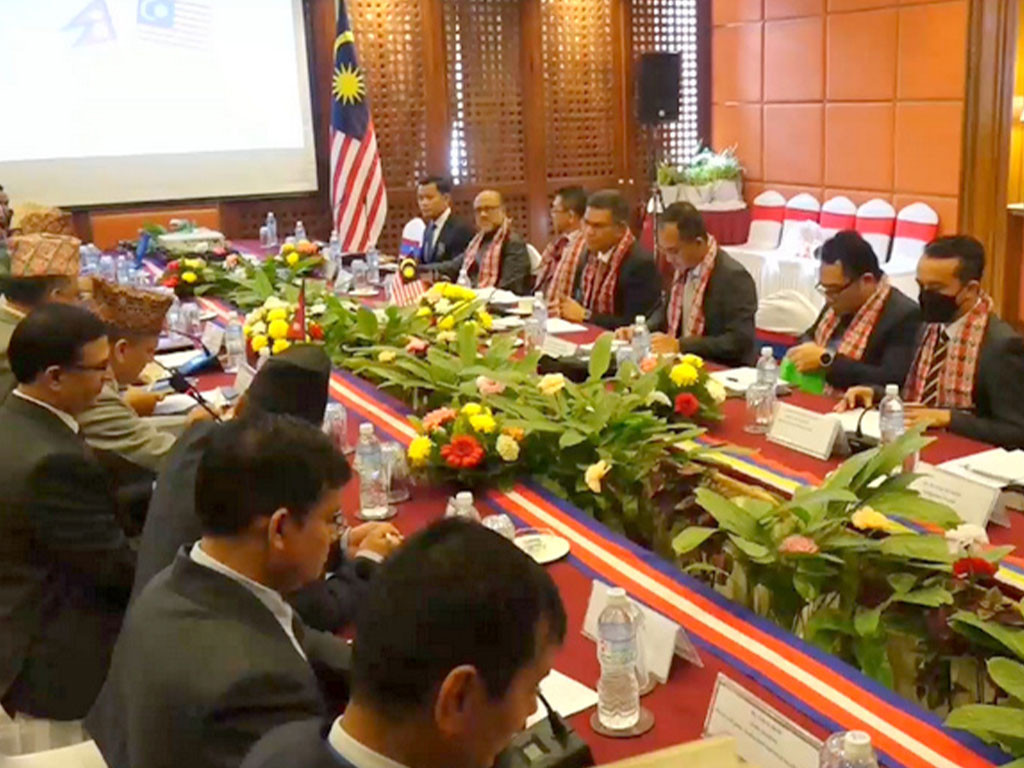 मलेसियाका गृहमन्त्री नासुसन र श्रममन्त्री अर्यालबीच भेटवार्ता, के भयो कुराकानी?