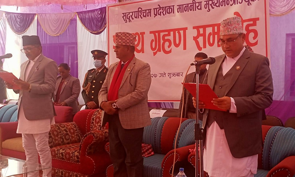 सुदूरपश्चिमका मुख्यमन्त्री शाहले लिए शपथ, २ जना मन्त्री नियुक्त