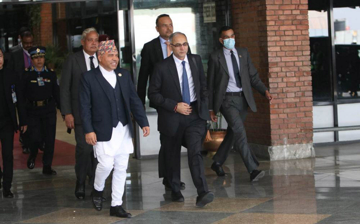 नेपाल आइपुगे भारतीय विदेश सचिव