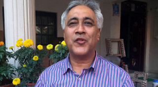 चन्द्र भण्डारीको २ वटै खुट्टाको पहिलो शल्यक्रिया सफल