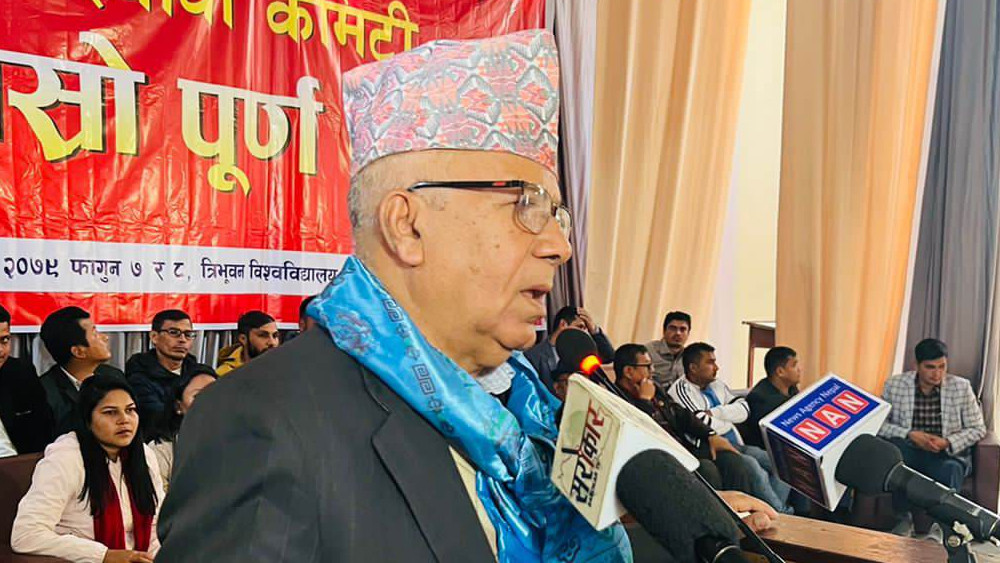 सत्ता गठबन्धन टिक्दैन, कुन दिन भत्किन्छ थाहा छैन: माधव नेपाल