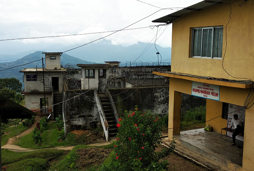 प्रजातन्त्र दिबसको अवसरमा गोरखा कारागारका ३ जनाको कैद मिनाह