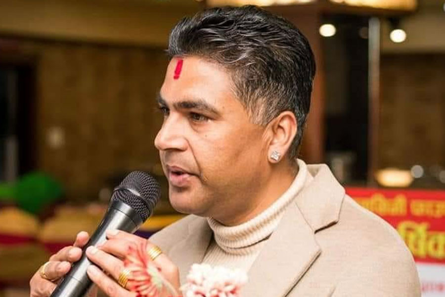 विन्ध्यवासिनी म्युजिक कम्पनीका सञ्चालक सुवास रेग्मी पक्राउ