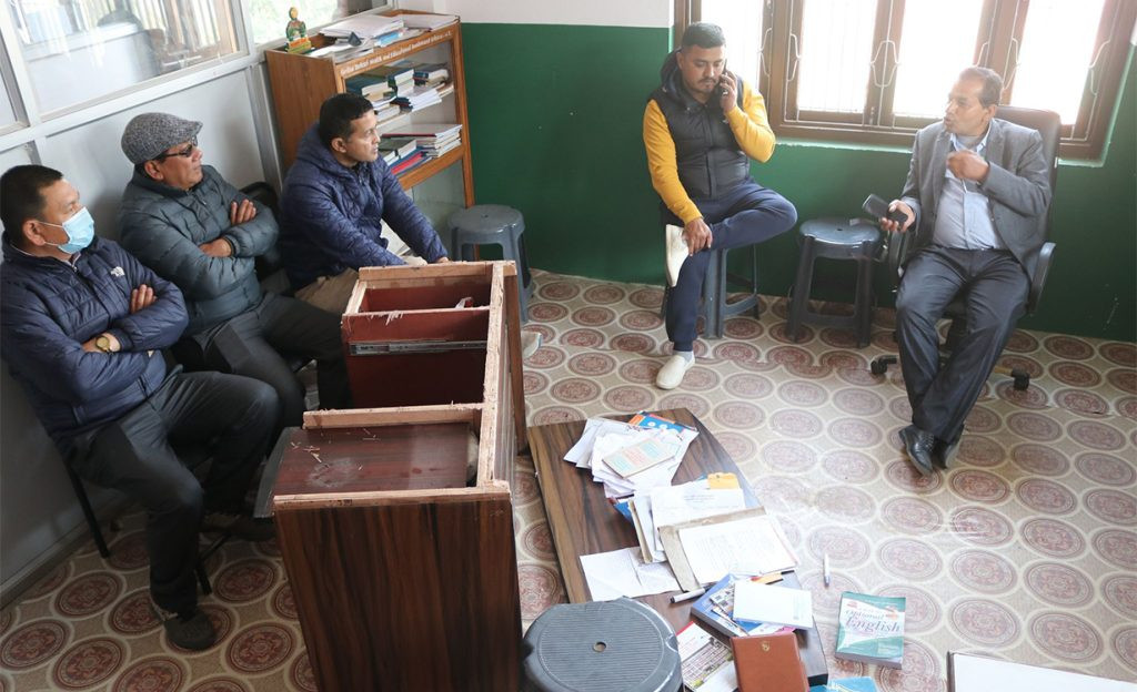 दुवै पक्षले माफी मागेपछि मिल्यो द्रव्यशाह बहुमुखी क्याम्पसका प्रमुख र क्रान्तिकारी बिचको बिवाद